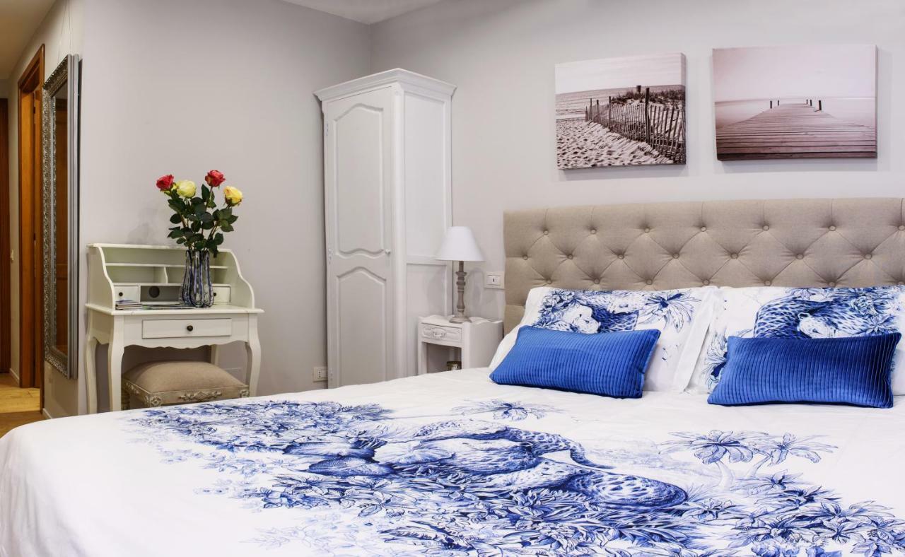 Lora Center Room, Parking Como Zewnętrze zdjęcie